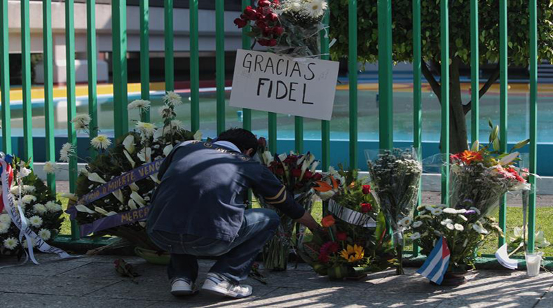 Tributo a Fidel en México. Foto: EFE