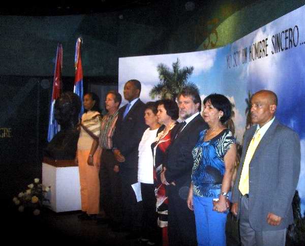Ganadores de Premio OMPI. Foto Hilia Tamayo. Ganadores de Premio OMPI. Foto Hilia Tamayo.