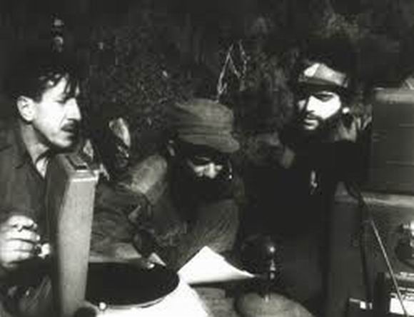 Radio Rebelde en la Sierra Maestra. Foto tomada de Cubadebate.