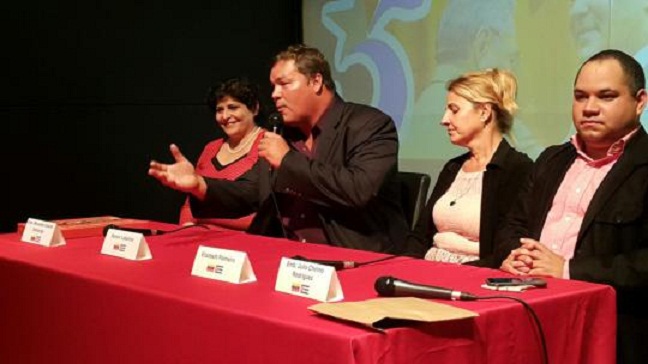 Intercambia Ramón Labañino con movimiento de solidaridad uruguayo Intercambia Ramón Labañino con movimiento de solidaridad uruguayo