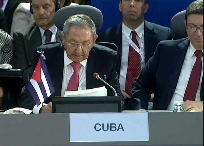 Raúl Castro: La única alternativa ante los enormes desafíos que tenemos es la unidad