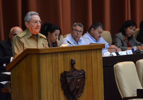 Ratifica Raúl Castro espíritu de resistencia del pueblo cubano. Foto: Marcelino Vázquez Ratifica Raúl Castro espíritu de resistencia del pueblo cubano. Foto: Marcelino Vázquez