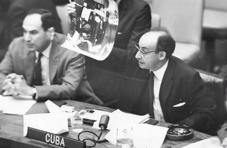 Raúl Roa García Raúl Roa García