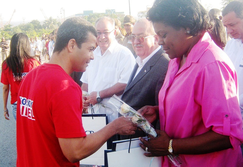 Homenaje de fiscales cubanos a Martí y Fidel