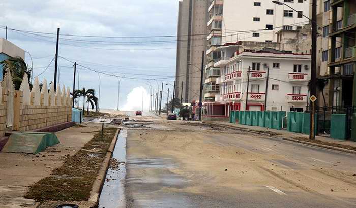 La Habana se recupera luego de las inundaciones. Foto Oiram Rodríguez Pérez La Habana se recupera luego de las inundaciones. Foto Oiram Rodríguez Pérez