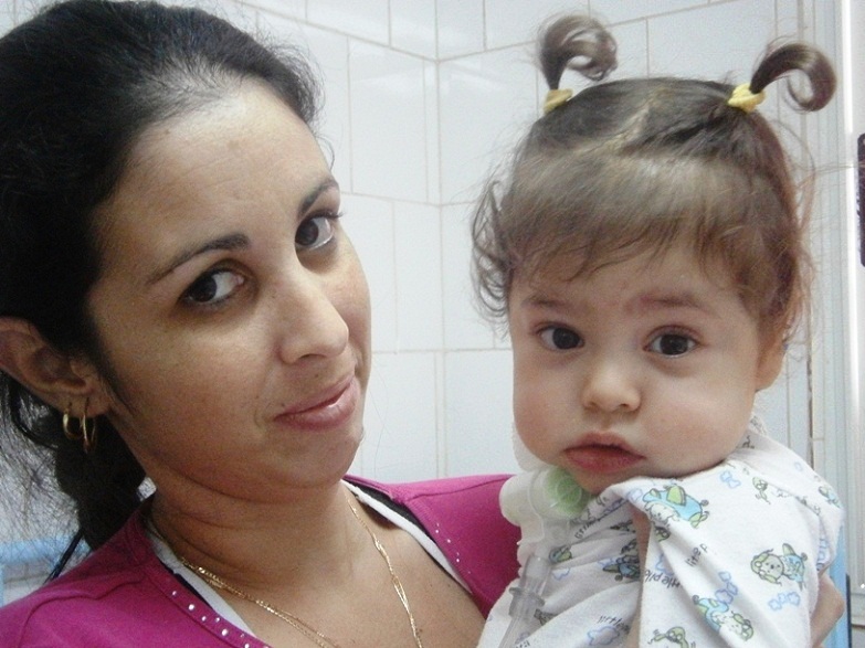 Samanta, Mauricio y Robertico, estampan servicio de hospital cienfueguero