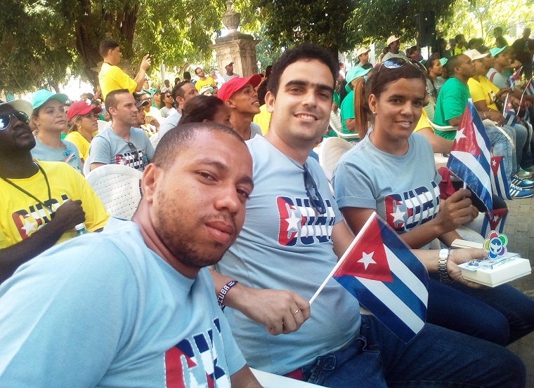 Jóvenes en La Habana recuerdan legado de Fidel Jóvenes en La Habana recuerdan legado de Fidel