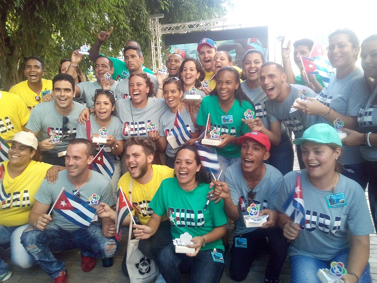 Jóvenes en La Habana recuerdan legado de Fidel Jóvenes en La Habana recuerdan legado de Fidel