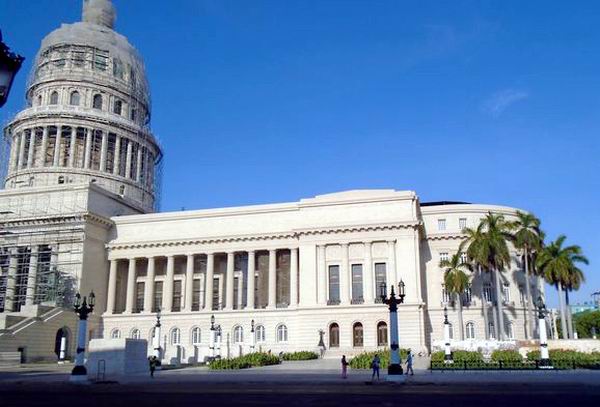 Abrir� sus puertas Aula Parlamentaria en el Capitolio de La Habana