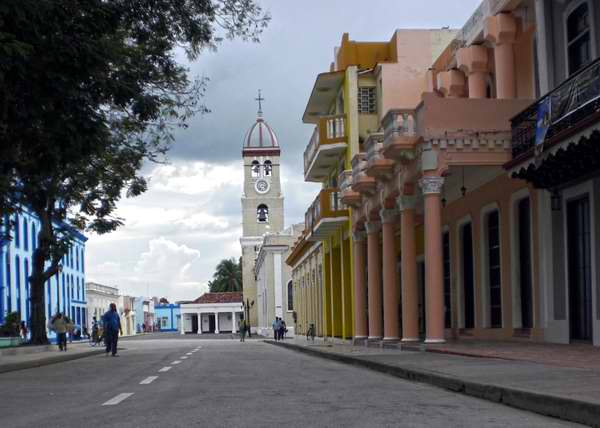 Ciudad de Bayamo desde la mirada de Iv�n Morales