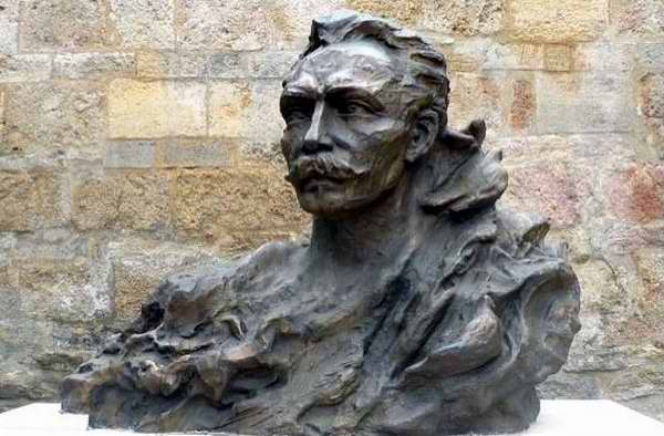 Busto de José Martí en Montpellier, una obra de Alberto Lescay