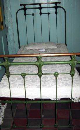 Cama personal de Frank País Cama personal de Frank País