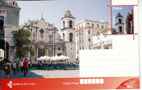  Catedral de La Habana en una atractiva tarjeta postal del a�o 2013 que forma parte de una serie de 40 piezas.