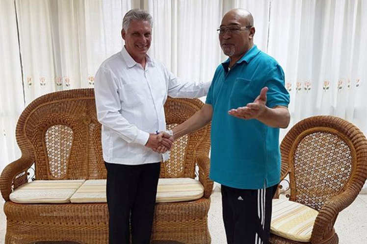 Diaz-Canel receives President of Suriname