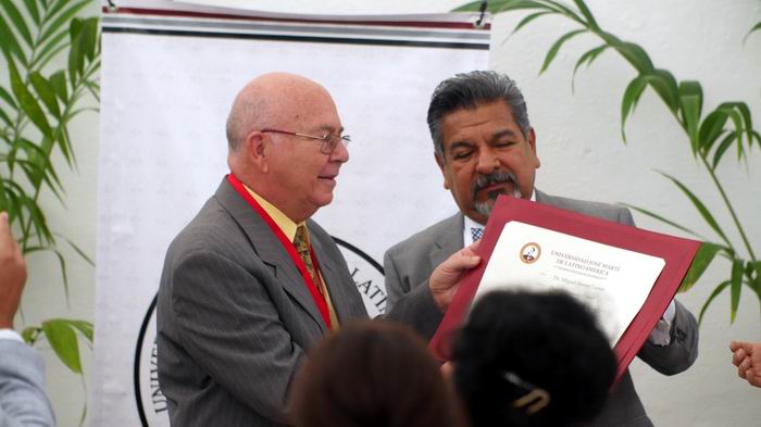Universidad mexicana confiere Doctorado Honoris Causa a Miguel Barnet