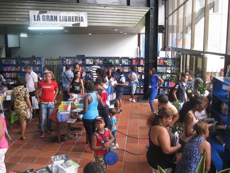 Llega la Feria del libro a Santiago de Cuba