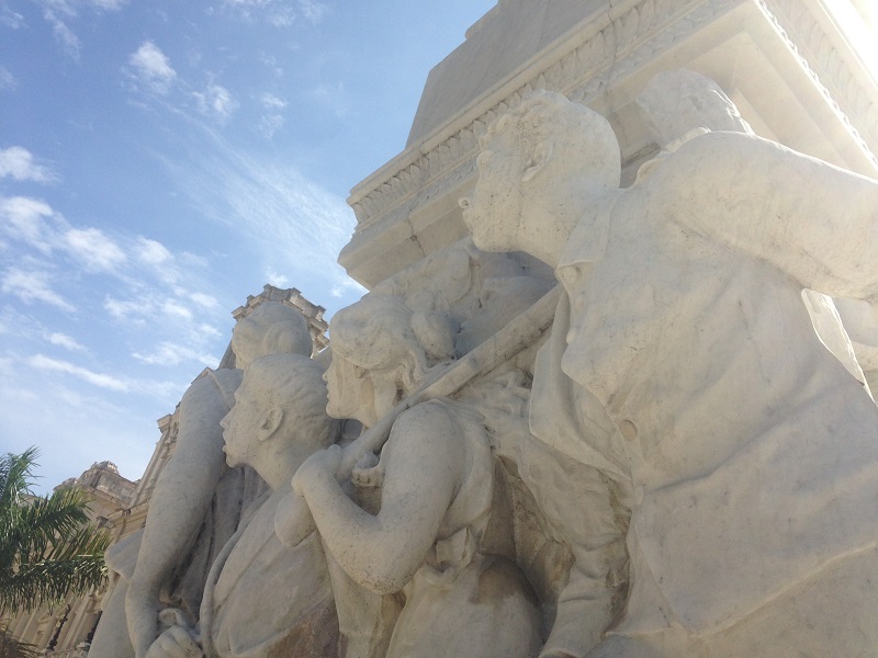 En Fotos: La primera estatua de Mart� en La Habana