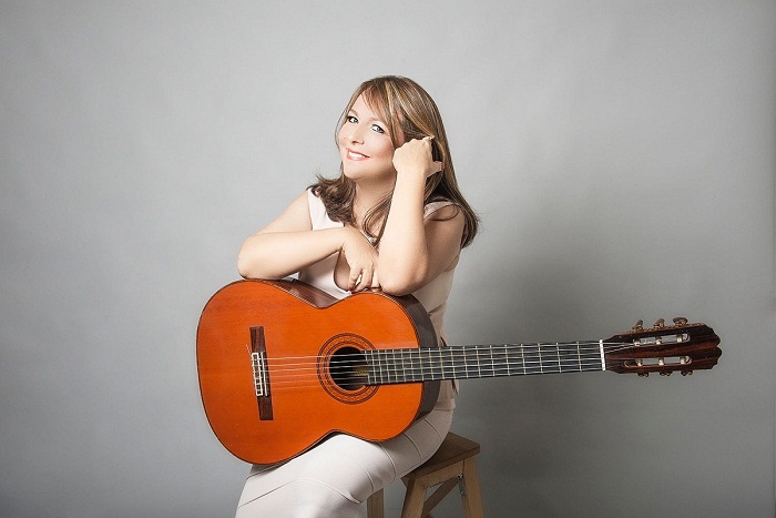 Liuba: 35 a�os junto a la guitarra 