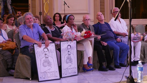 Reconoce la AHS a Maestros de Juventudes