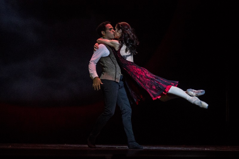 Laurretta Summerscales y Yonah Acosta, primeros bailarines del Ballet Estatal de Baviera