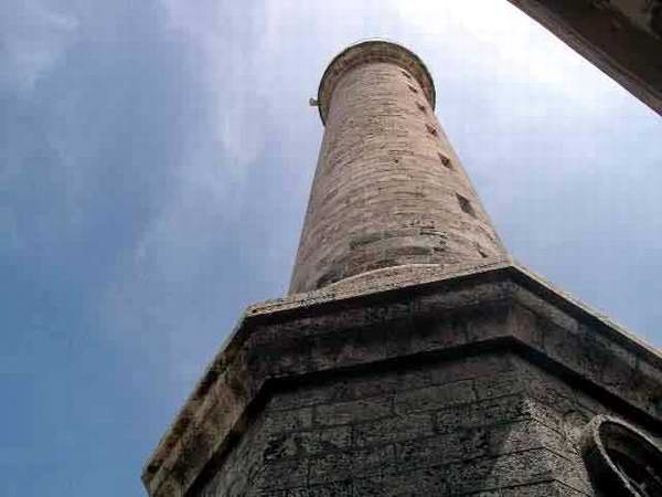 Faro Lucrecia, Holguín, Cuba Faro Lucrecia, Holguín, Cuba