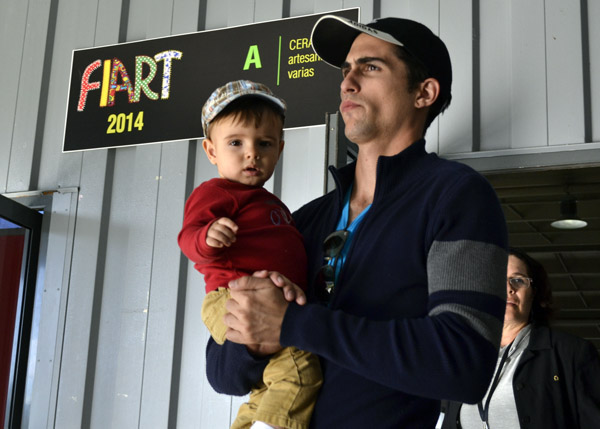 Creativas ofertas en FIART 2014. Foto Abel Rojas Barallobre