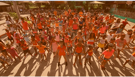 Flash mob en Cuba para promover la No violencia de género Flash mob en Cuba para promover la No violencia de género