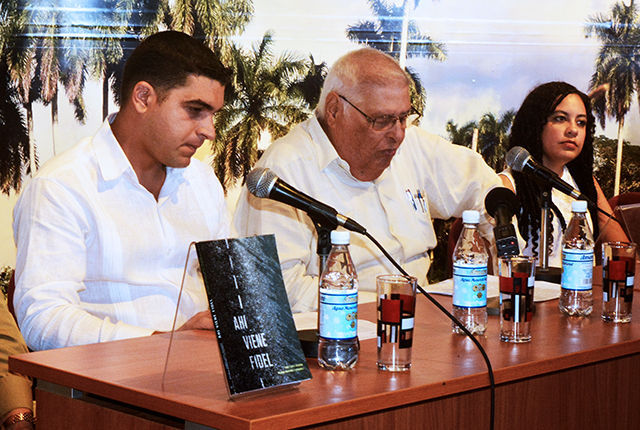 Lanzamiento del libro “Ahí viene Fidel”. Foto: Roberto Garaicoa Martínez / Cubadebate