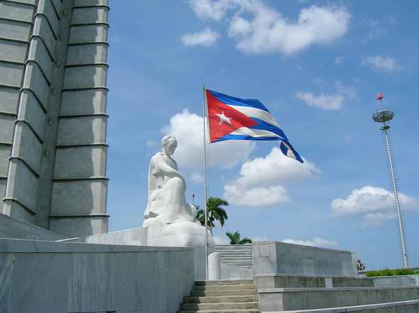 Presidente chino rinde tributo al Héroe Nacional de Cuba