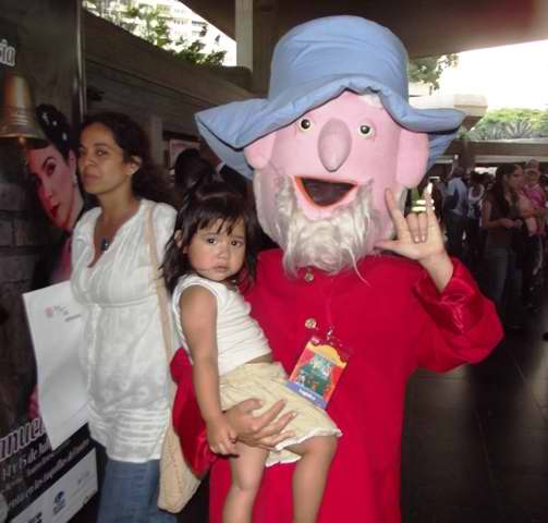 VI Festival Internacional de Teatro de Muñecos VI Festival Internacional de Teatro de Muñecos