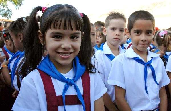 Más de un millón 700 mil cubanos en aulas de la Educación General