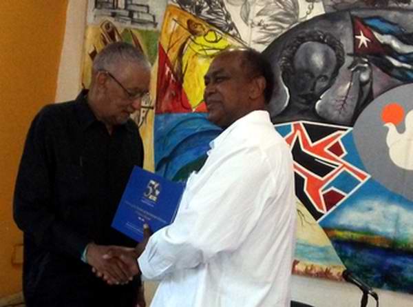 Presentan en la Casa del Alba Cultural libro Conexi�n Canad� Caribe. Fotos: Mariela Smith