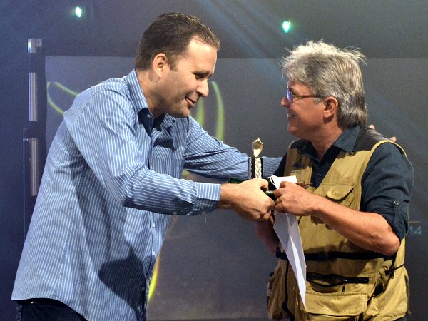 En Televisi�n el Gran Premio Caracol de Ficci�n le fue conferido a la serie �Duaba, la Odisea del Honor�, de Rolando Pe�a Lorenzo. Foto Abel Rojas Barallobre