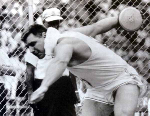 Al Oeter to the Hall of Fame of the IAFF