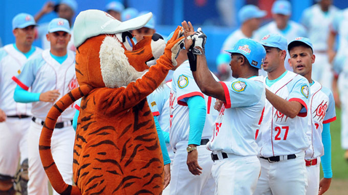 Tigres pintan tres rayas en Camagüey Tigres pintan tres rayas en Camagüey