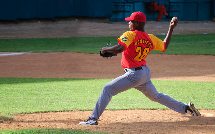 Yosvany Torres y Frank Monthiet hicieron suya la Atenas de Cuba