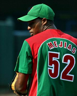 Dael Mejías lanzó una joya de pitcheo frente a Sancti Spíritus. Foto: Alex Castro Dael Mejías lanzó una joya de pitcheo frente a Sancti Spíritus. Foto: Alex Castro