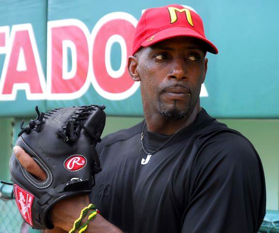 Jonder Martínez máximo ganador en la 54 Serie Nacional de Béisbol