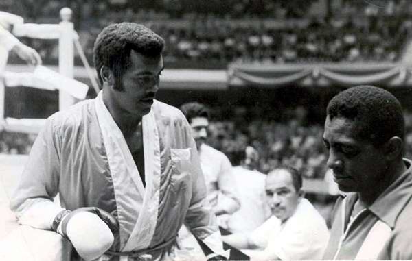 La brillante trayectoria de este boxeador lo llevó a obtener todos los títulos de la Asociación Internacional de Boxeo Aficionado.Foto: Juventud Rebelde La brillante trayectoria de este boxeador lo llevó a obtener todos los títulos de la Asociación Internacional de Boxeo Aficionado.Foto: Juventud Rebelde