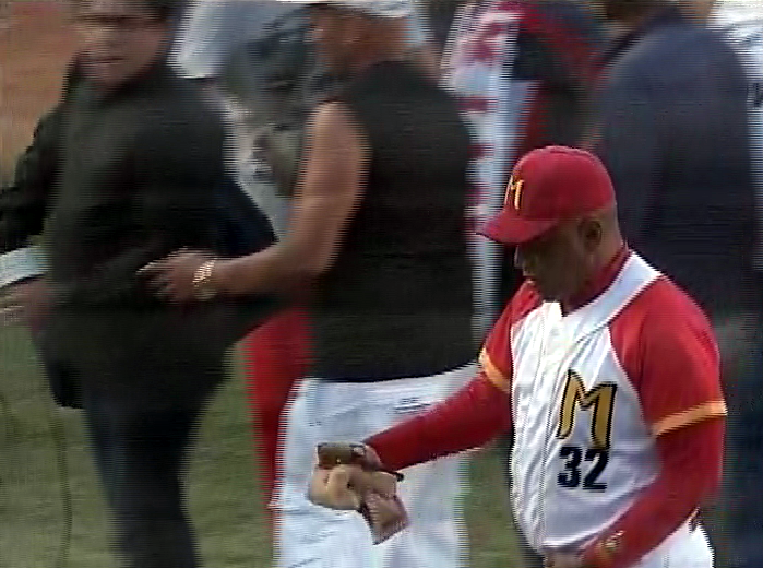 Jugada a Jugada: S�ptimo juego semifinal, Granma-Matanzas