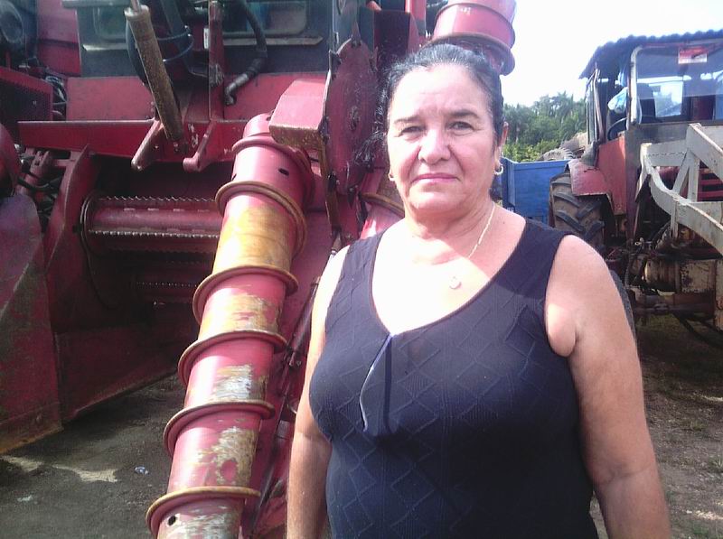 Ana destaca la garant�a tecnol�gica y ca�era para la zafra.