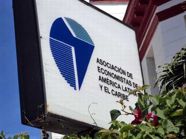 Asociación de Economistas de América Latina y el Caribe. Foto José Cabrera Peinado Asociación de Economistas de América Latina y el Caribe. Foto José Cabrera Peinado