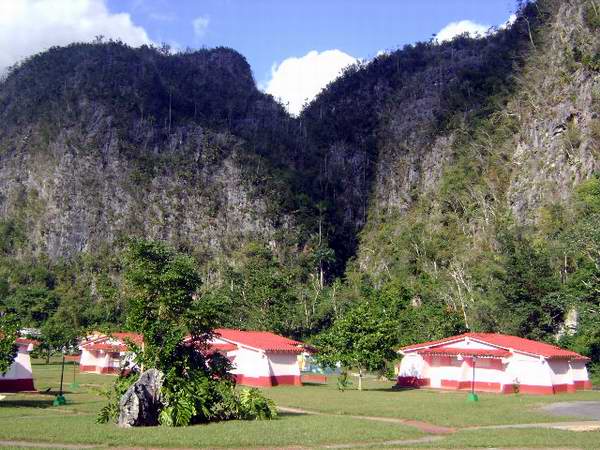 Campismo Dos Hermanas, disfrute de la mano de la naturaleza