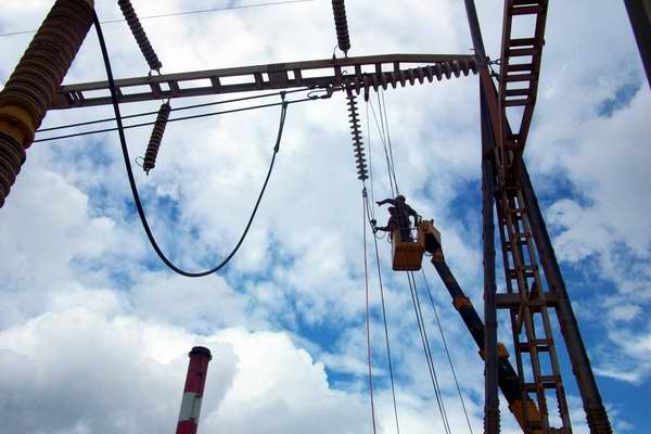 Importante inversión en red eléctrica de Varadero 