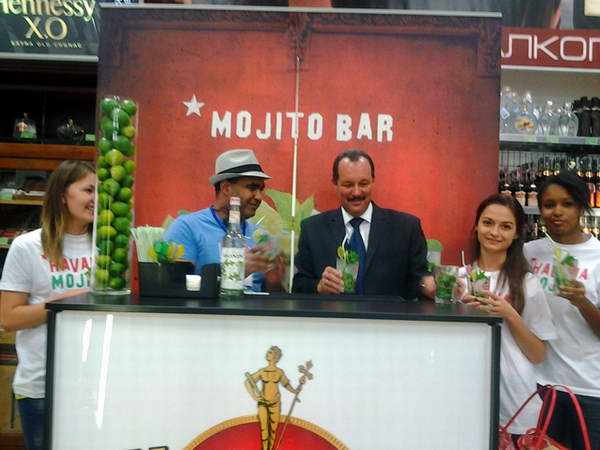 Cuban Famous Mojito Cocktel Recently Promoted in Minsk