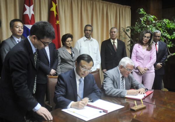 Cuba-China: New Accords for Development in Key Sectors