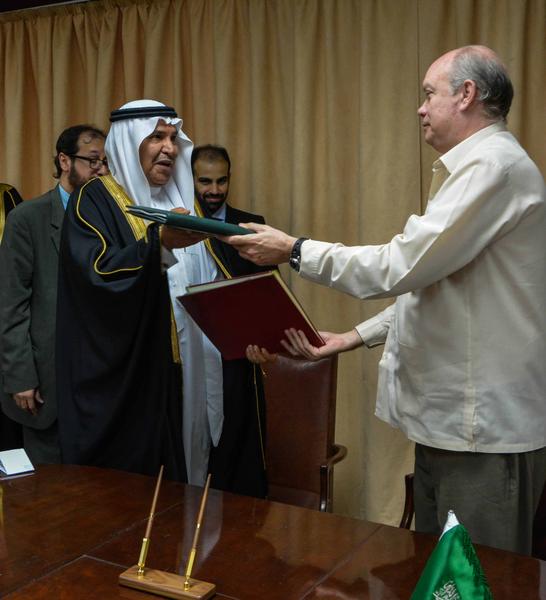 Firman Cuba y el Fondo Saudita para el Desarrollo otros dos acuerdos