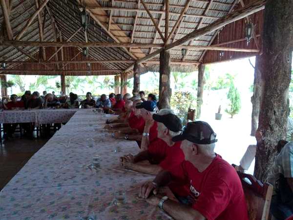Reunión en el Complejo Agroindustrial Arrocero (CAI) de Los Palacios, en Pinar del Río Reunión en el Complejo Agroindustrial Arrocero (CAI) de Los Palacios, en Pinar del Río