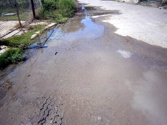 Acueducto, por resolver salideros de agua potable. Foto: Mireya Ojeda