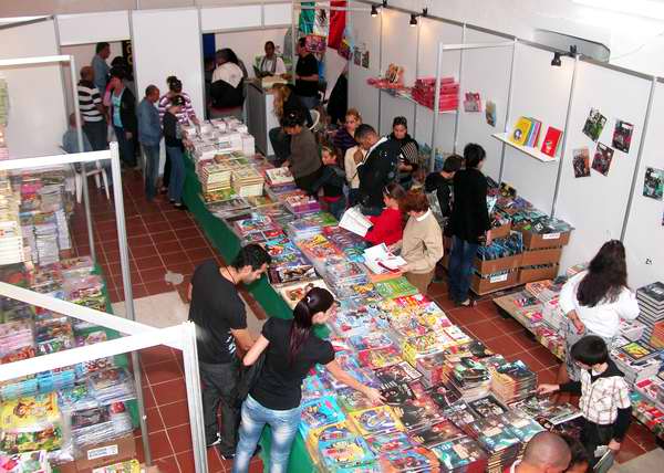 Gente Nueva una vez más en la Feria del Libro. Foto Abel Rojas Barallobre